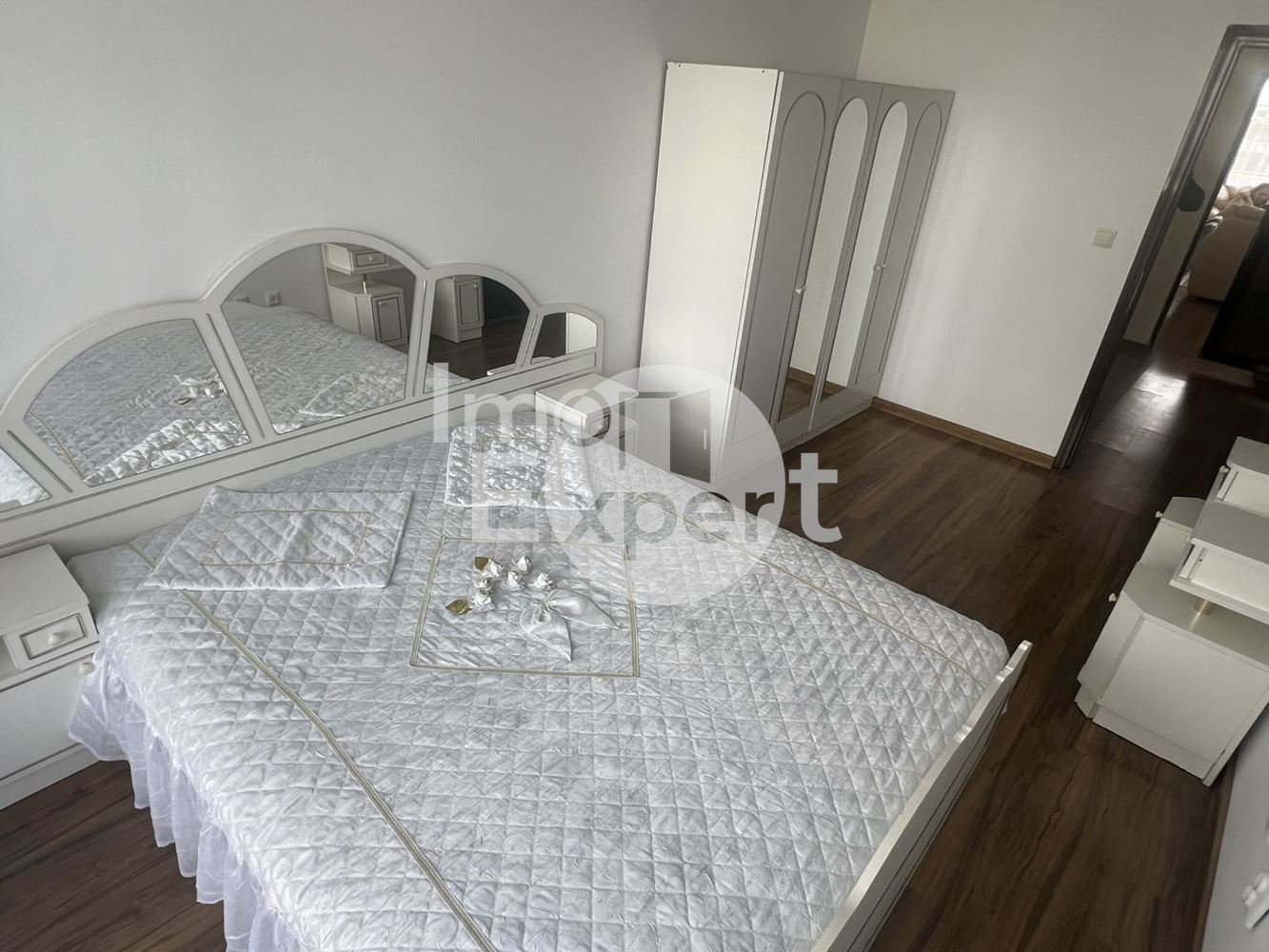 Тристаен апартамент до заведение “Fuego” зона-А !!!-0 Тристаен апартамент до заведение "Fuego" зона-А !!! - 0