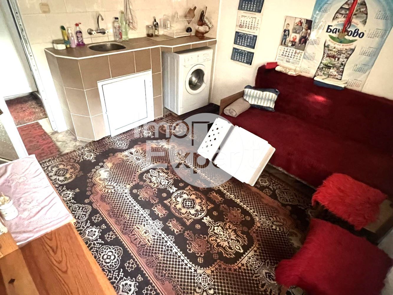 Етаж от масивна Двуетажна къща с двор!!!-0 Етаж от масивна Двуетажна къща с двор!!! - 0