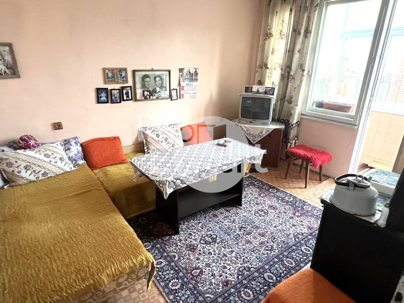 Етаж от масивна Двуетажна къща с двор!!!-0 Етаж от масивна Двуетажна къща с двор!!! - 0