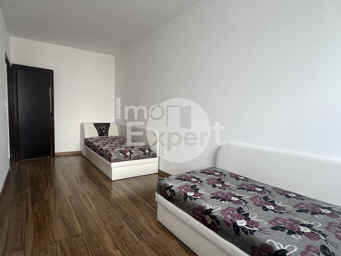 Тристаен апартамент до заведение “Fuego” зона-А !!!-0 Тристаен апартамент до заведение "Fuego" зона-А !!! - 0