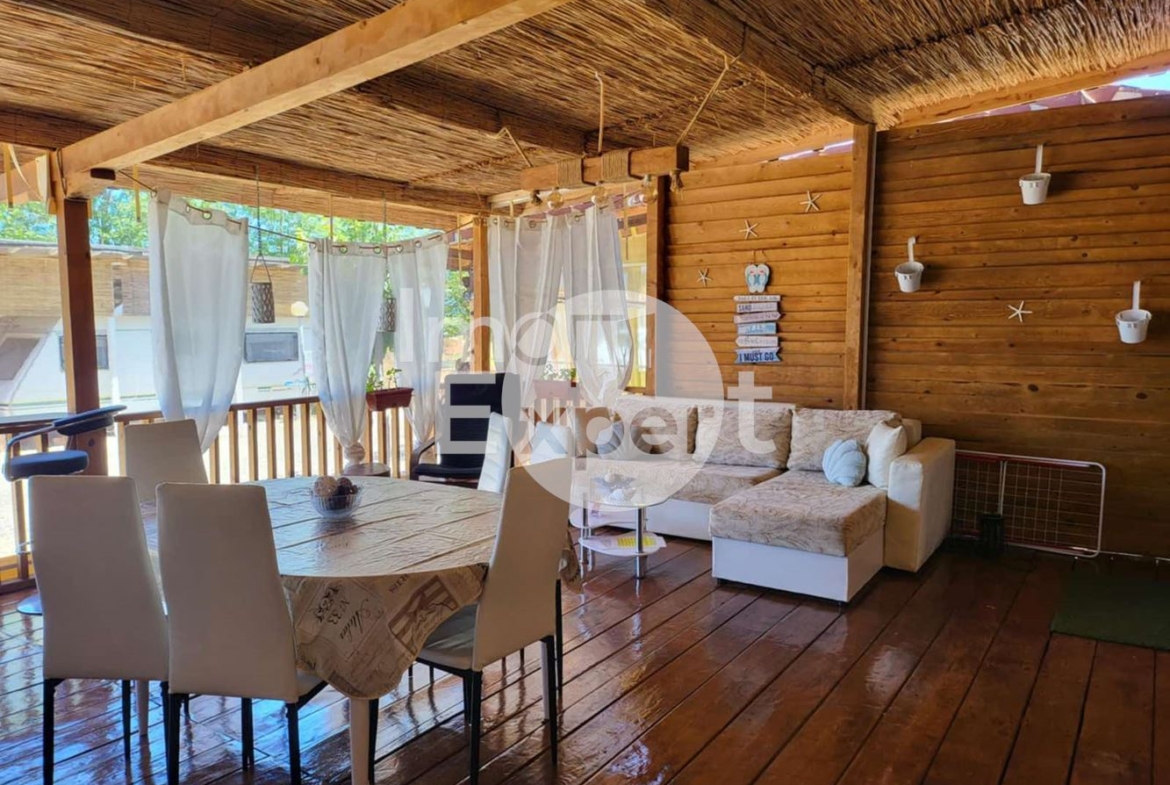 Каравана с просторна веранда на морето Еко къмпинг Созопол - 0