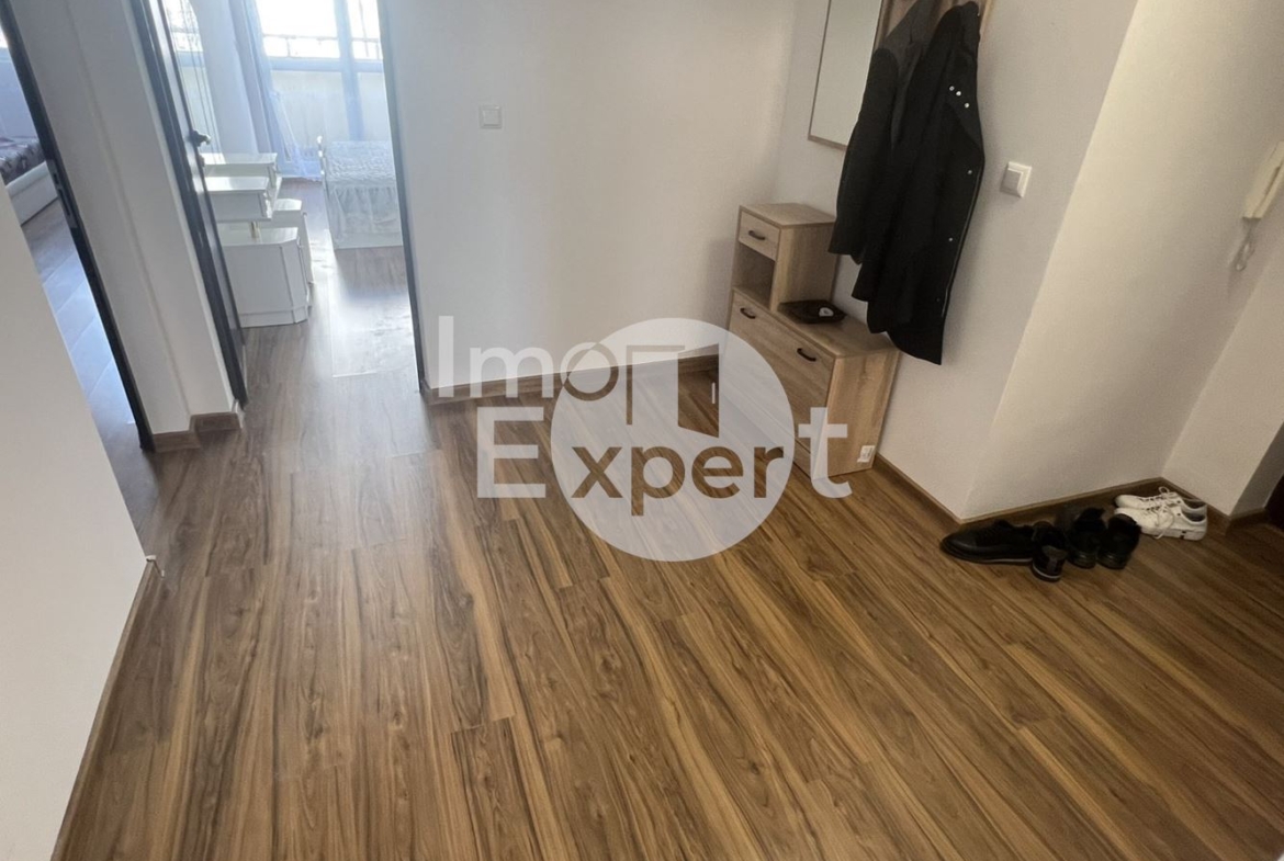 Тристаен апартамент до заведение "Fuego" зона-А !!! - 0