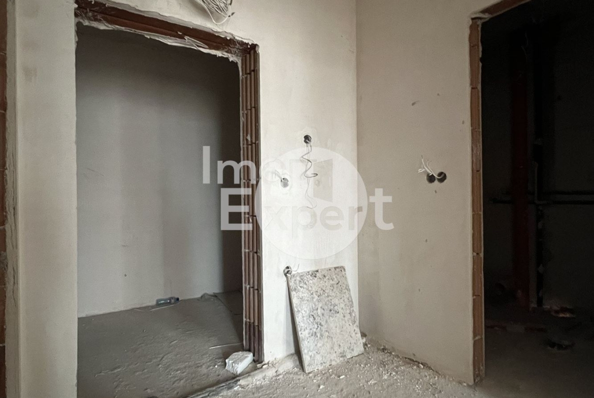 Двустаен апартамент на среден етаж пред акт 15!!! - 0