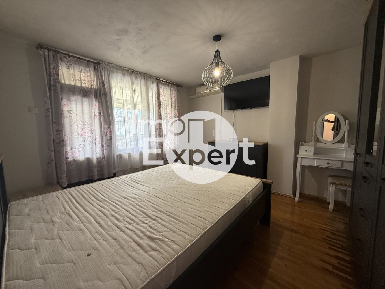 Тристаен обзаведен мезонет с акт16 в района на Борисовата градина !!!-0 Тристаен обзаведен мезонет с акт16 в района на Борисовата градина !!! - 0