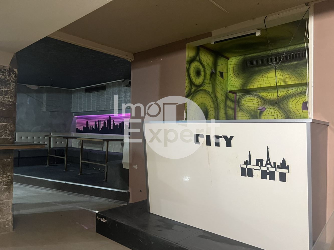 Помещение на ул.Александровска!!! Цена без АНАЛОГ!-0 Помещение на ул.Александровска!!! Цена без АНАЛОГ! - 0