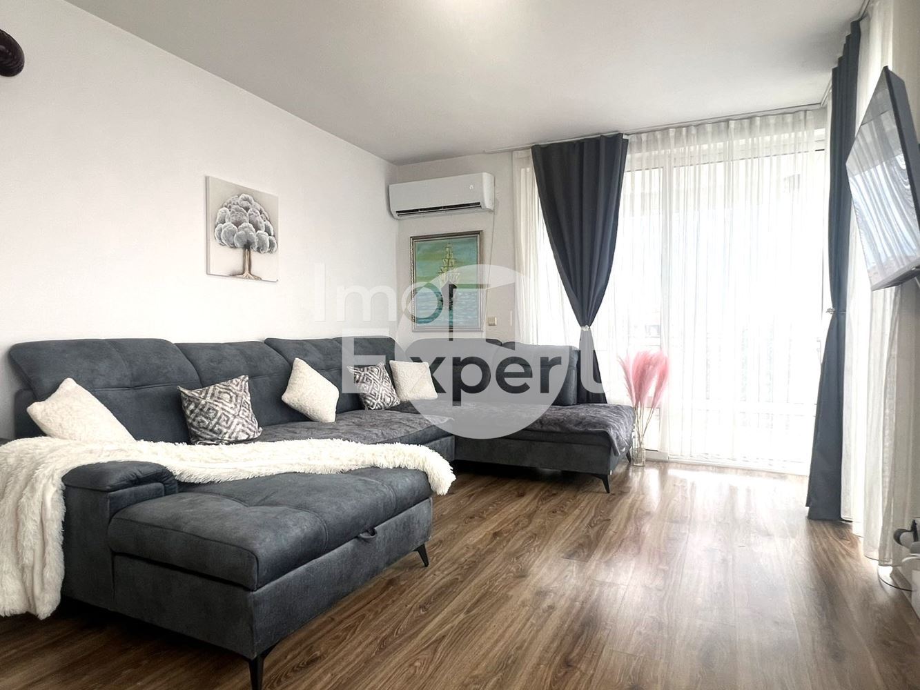 Продава се втори и трети етаж от къща в с. Равадиново!!!-0 Продава се втори и трети етаж от къща в с. Равадиново!!! - 0