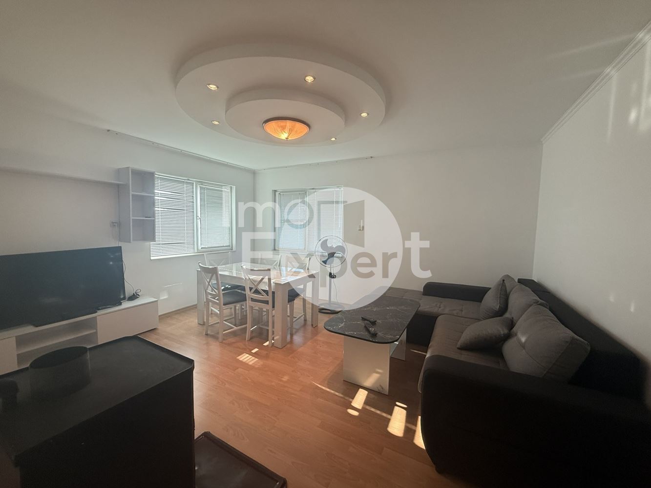 Едноетажна къща в град Айтос-0 Едноетажна къща в град Айтос - 0