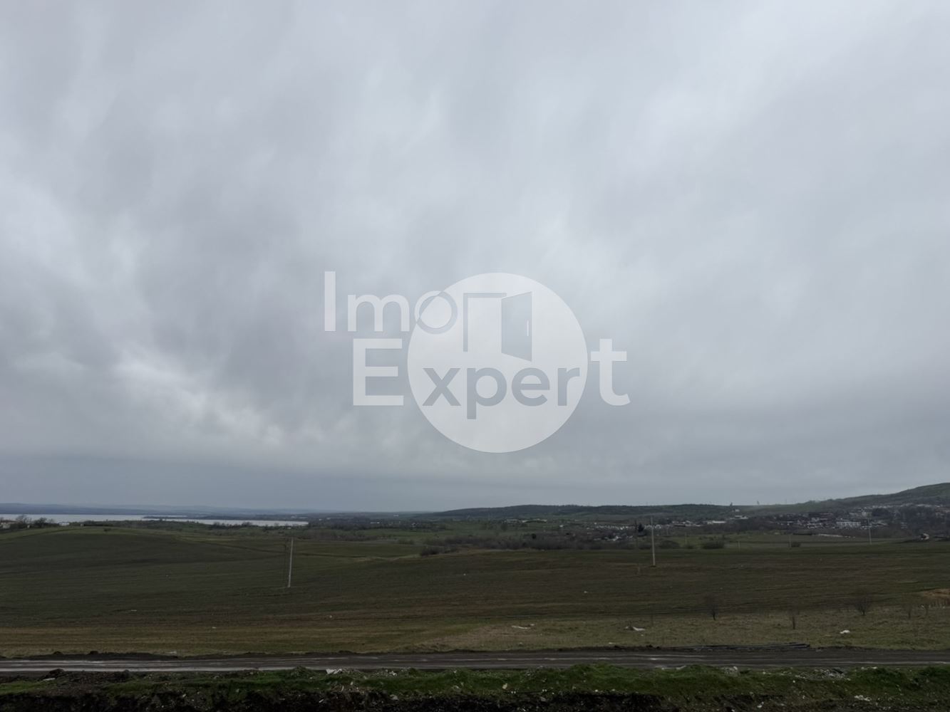 Тристаен апартамент в нова сграда - жк. Меден Рудник - 0