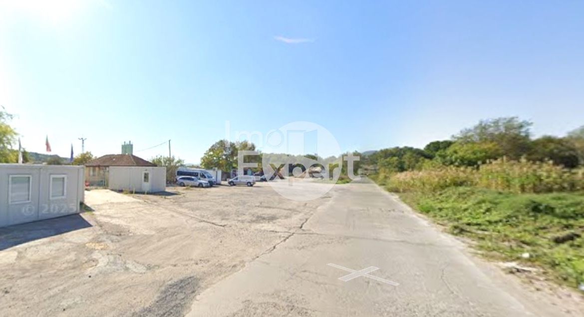 Поземлен имот с лице на асфалтов път – гр. Созопол, път за с. Равадиново!!! - 0