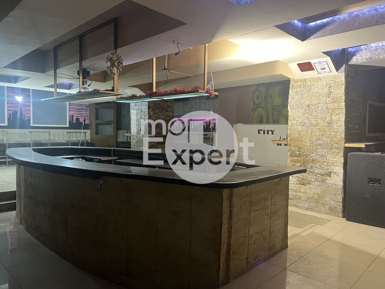 Помещение на ул.Александровска!!! Цена без АНАЛОГ!-0 Помещение на ул.Александровска!!! Цена без АНАЛОГ! - 0