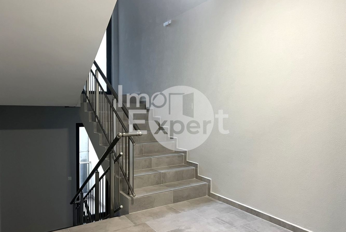 Двустаен апартамент с АКТ 16 до "Сърце и МОЗЪК" - 0