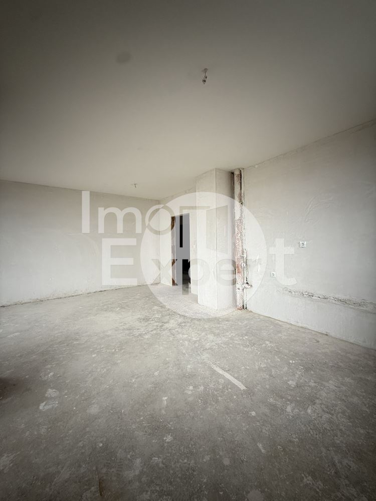 Тристаен апартамент в нова сграда - жк. Меден Рудник - 0