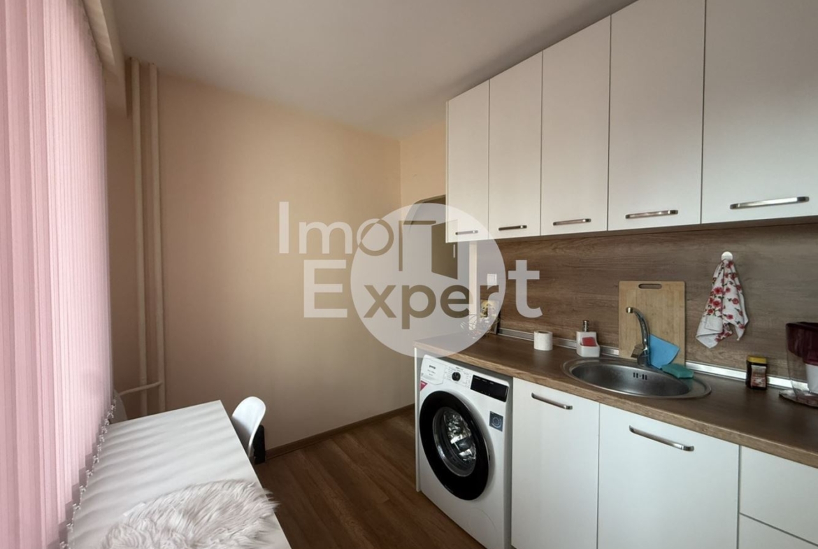 Апартамент под наем -жк. Славейков - 0