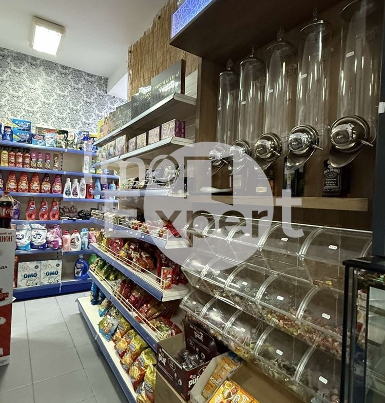 Разработен и оборудван магазин под наем - жк. Меден Рудник - 0