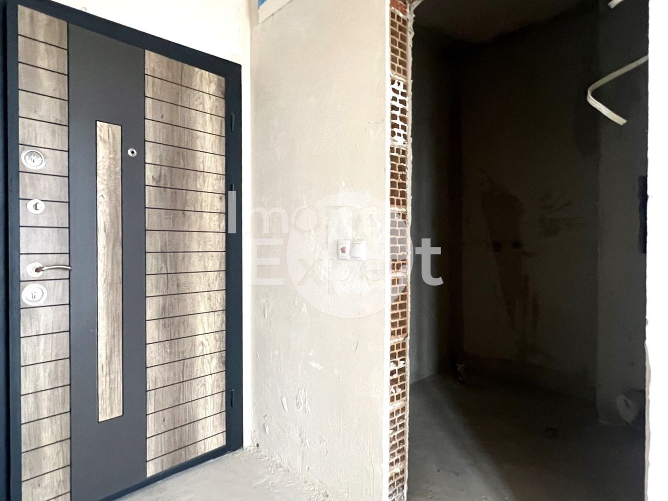 Двустаен апартамент с АКТ 16 до "Сърце и МОЗЪК" - 0