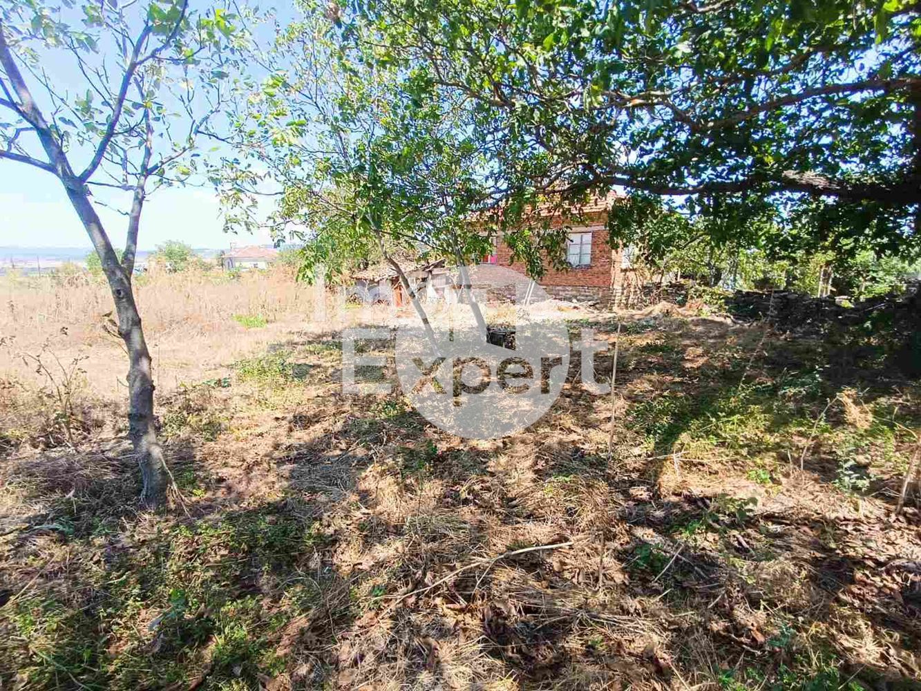 Едноетажна къща в живописно село Искра област Бургас-0 Едноетажна къща в живописно село Искра област Бургас - 0