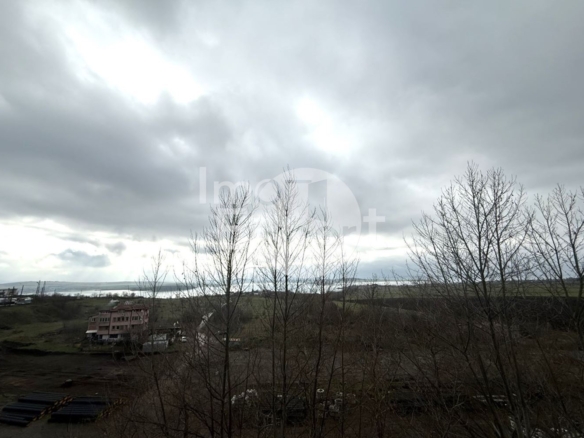 Апартамент с три отделни стаи в жк.Меден Рудник-зона В - 0