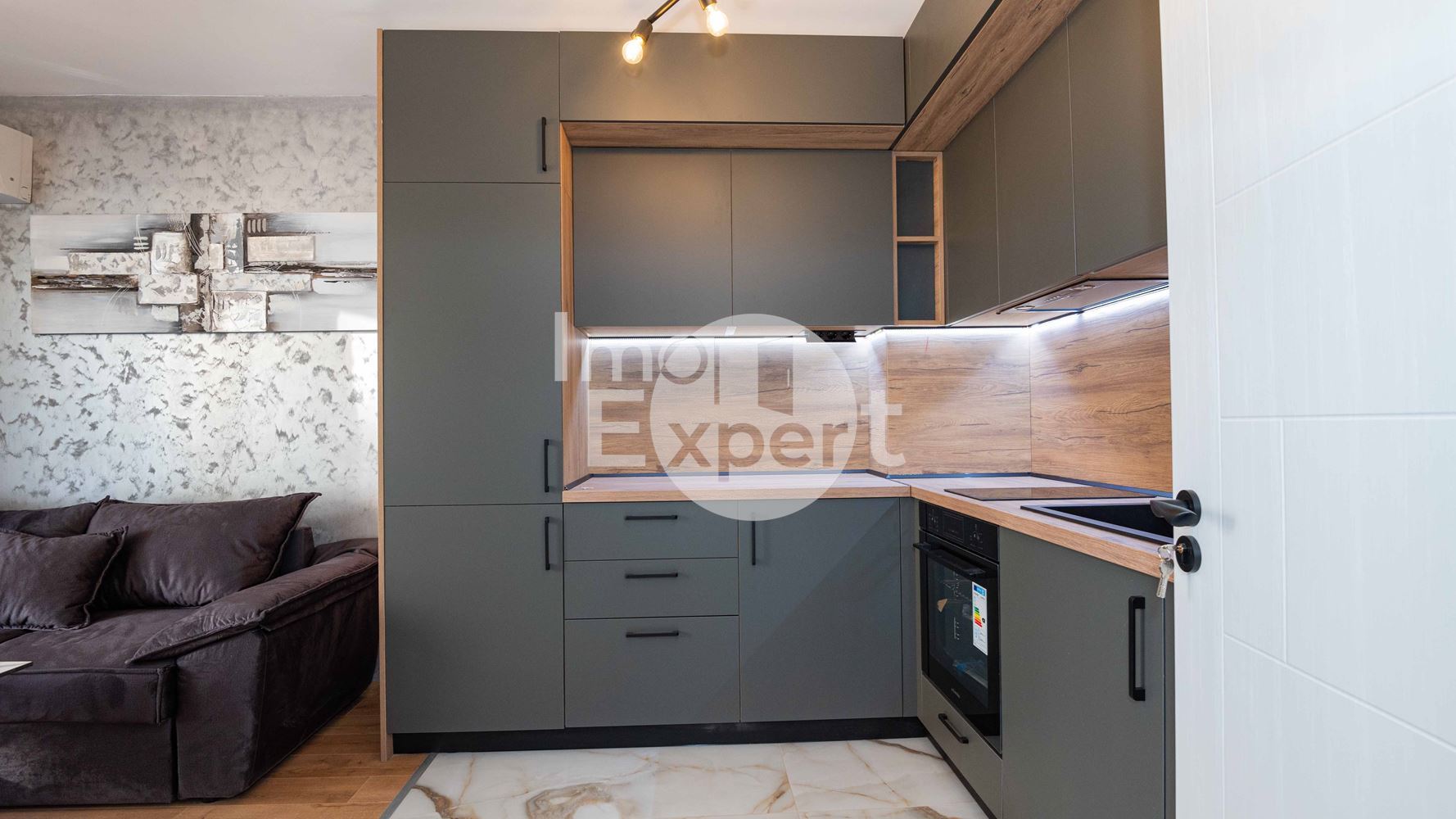 Апартамент с възможност за три спални с акт16 Меден рудник до Парка-0 Апартамент с възможност за три спални с акт16 Меден рудник до Парка - 0