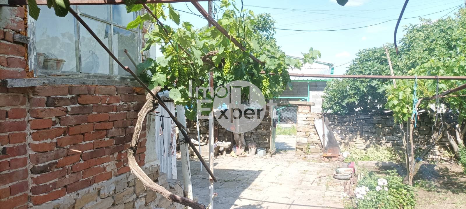 Едноетажна къща в живописно село Искра област Бургас-0 Едноетажна къща в живописно село Искра област Бургас - 0