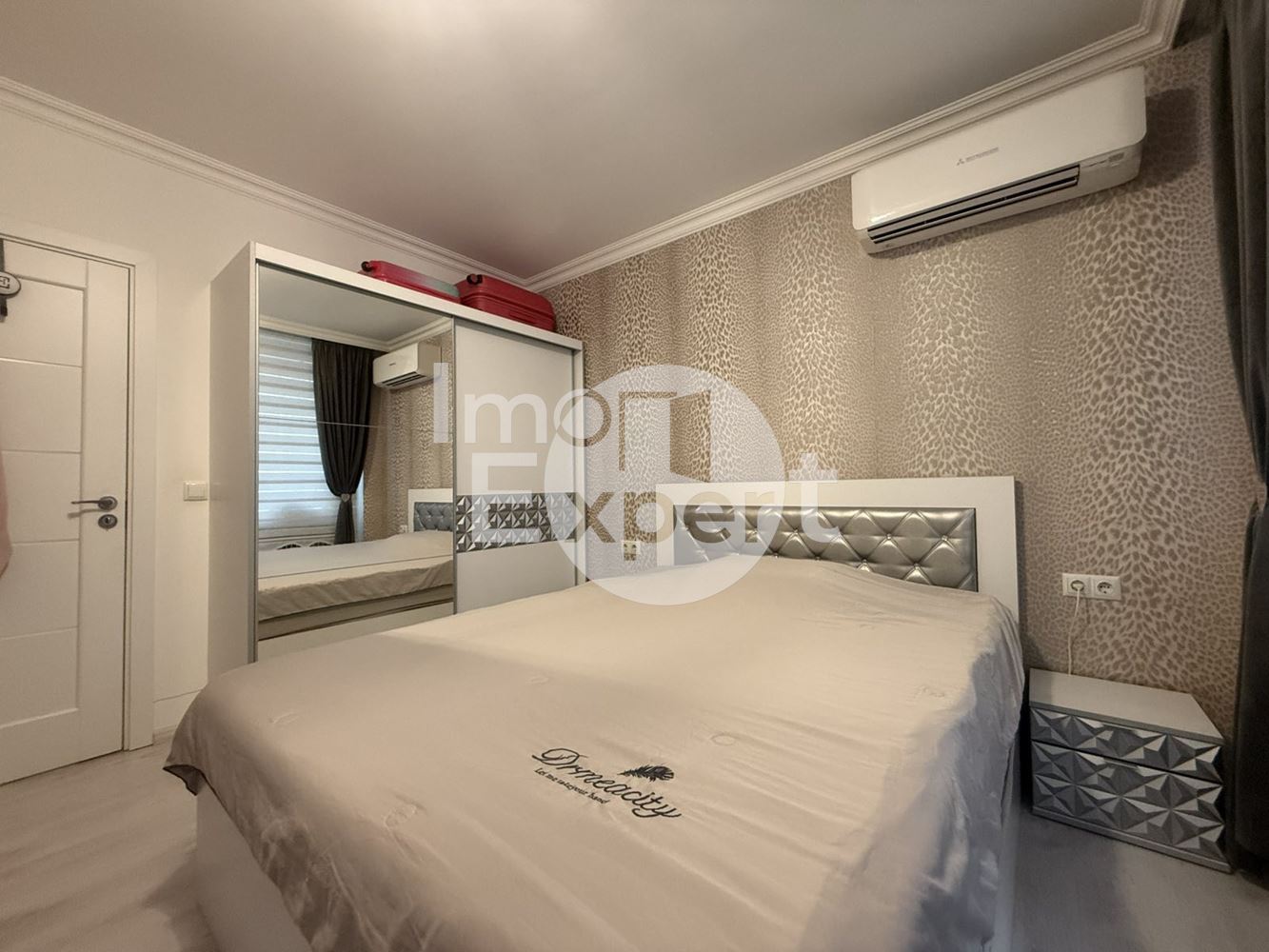 Апартамент с възможност за три спални с акт16 Меден рудник до Парка-0 Апартамент с възможност за три спални с акт16 Меден рудник до Парка - 0