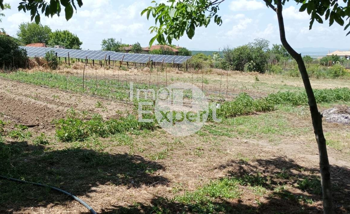 Едноетажна къща в живописно село Искра област Бургас - 0