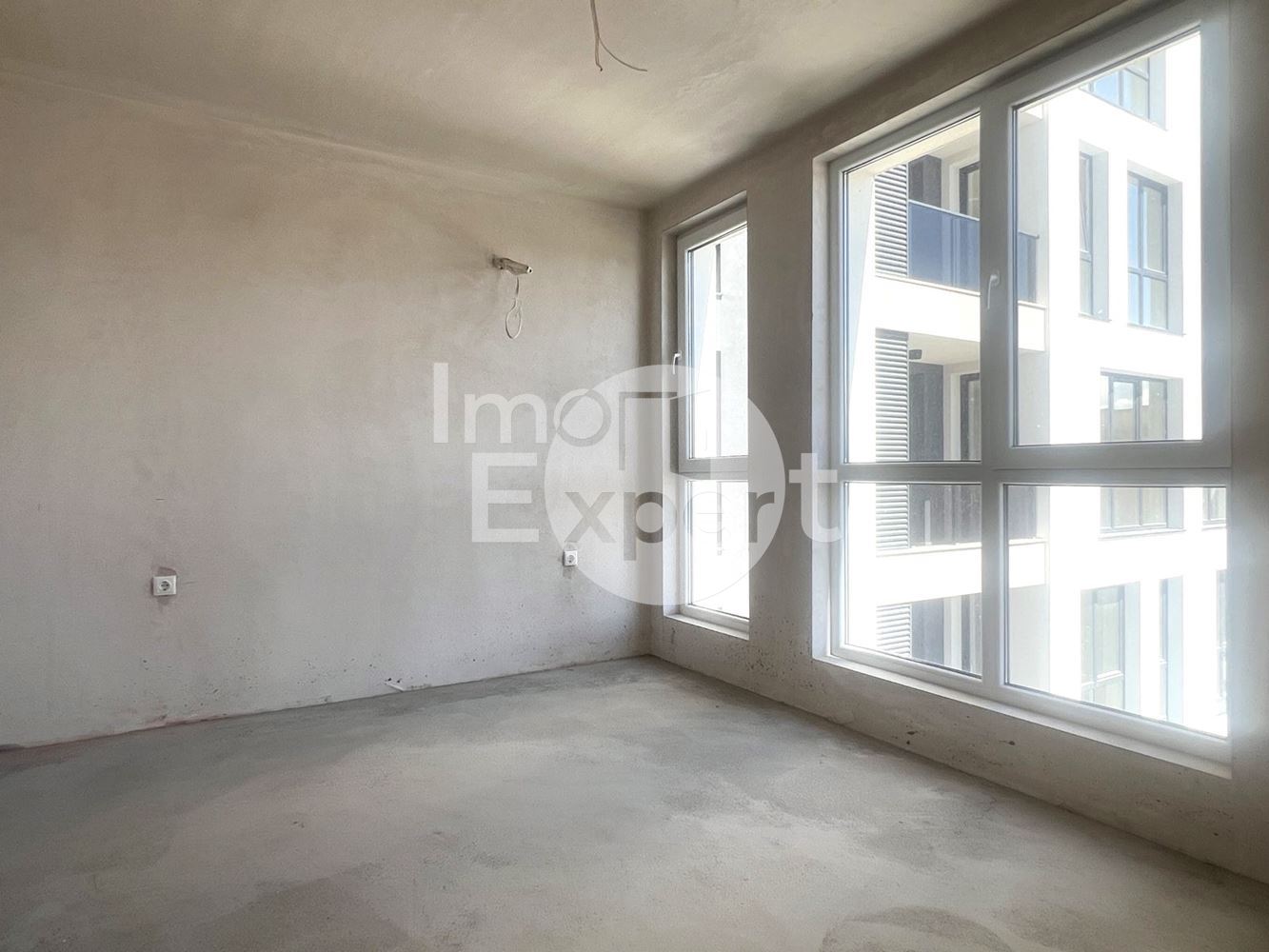 Тристаен апартамент с югозападно изложение!!!-0 Тристаен апартамент с югозападно изложение!!! - 0