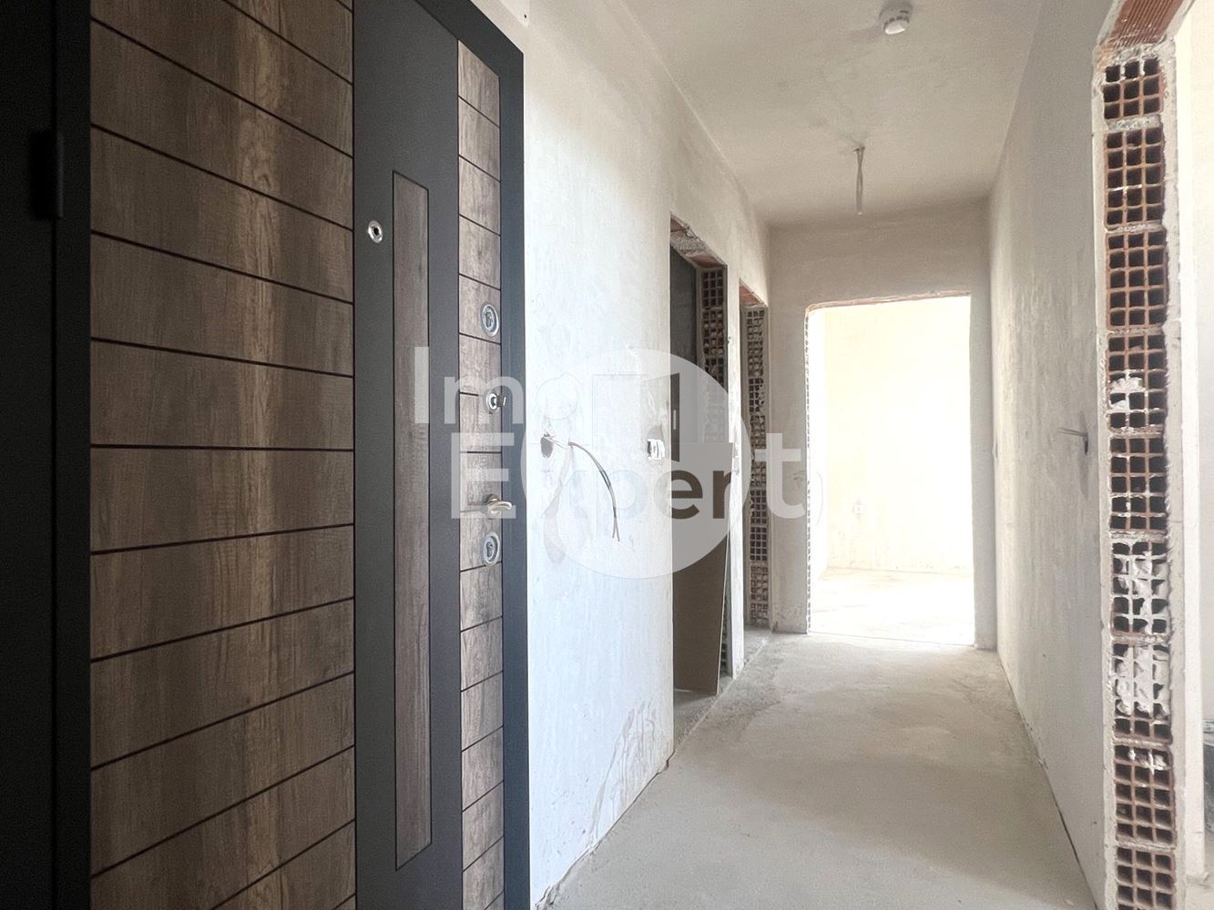 Тристаен апартамент в нова сграда!!!-0 Тристаен апартамент в нова сграда!!! - 0