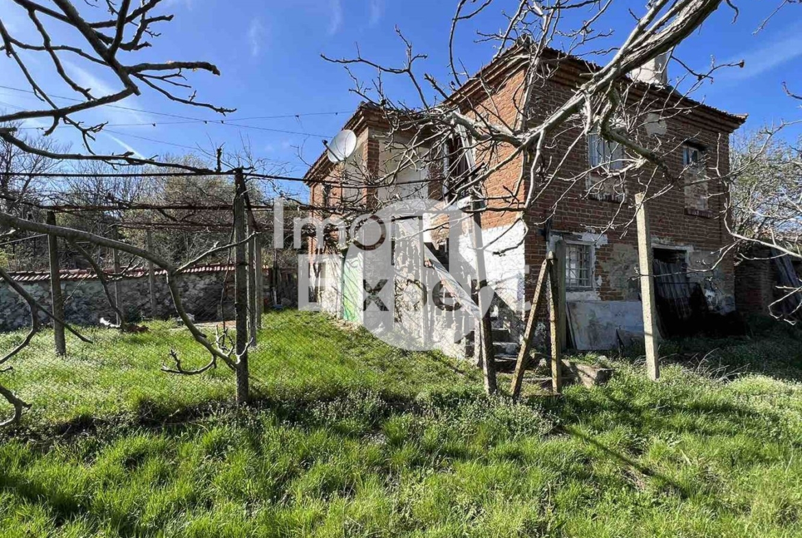 Двуетажна къща с гледка Странджа!!! - 0