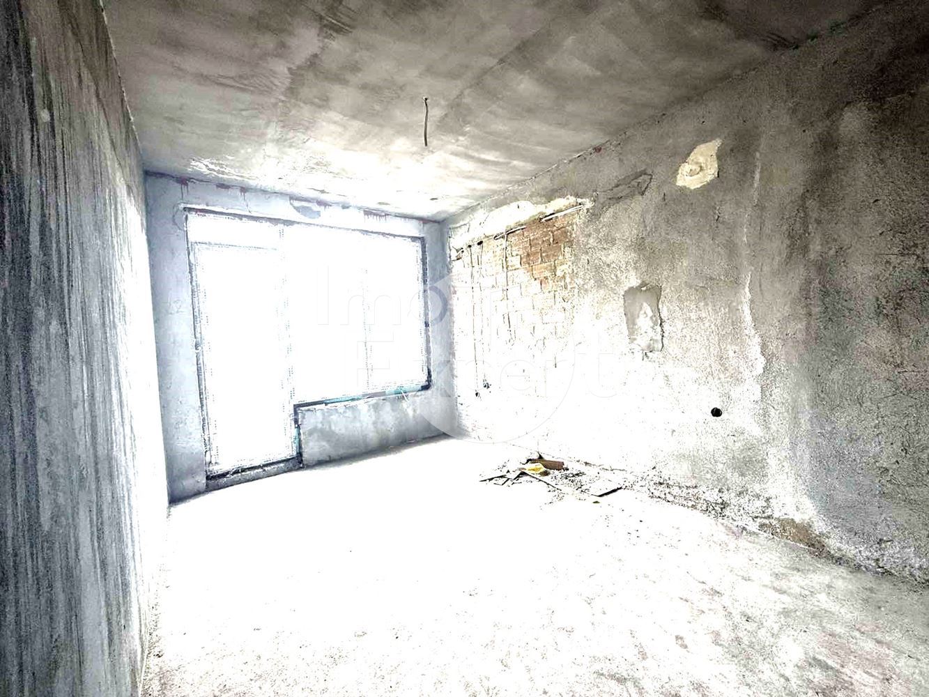 Тристаен апартамент с акт16 жк.Меден рудник зона В-0 Тристаен апартамент с акт16 жк.Меден рудник зона В - 0