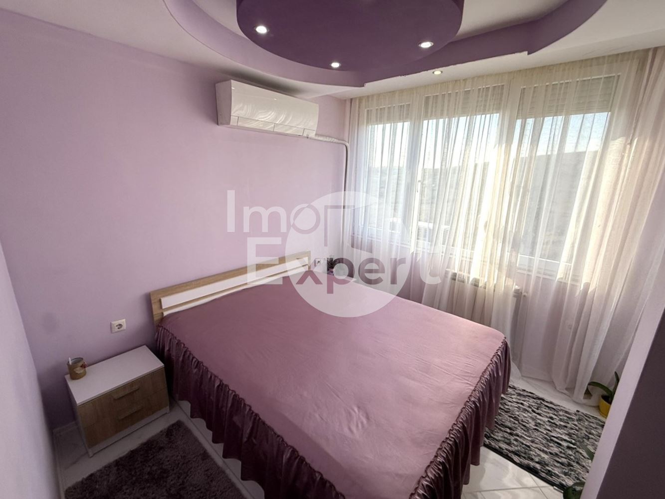 Обзаведен многостаен апартамент на две нива -жк. Меден Рудник - 0