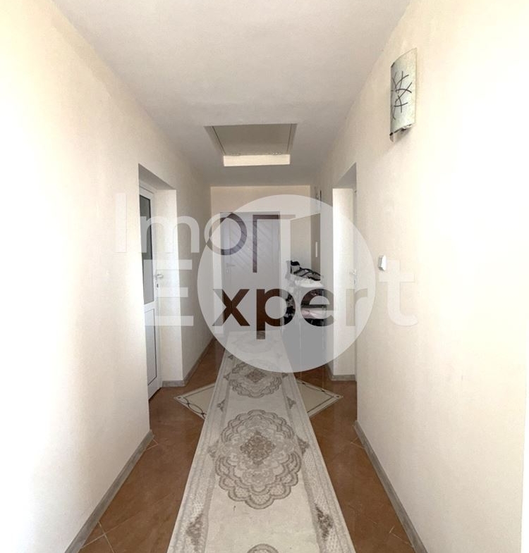 Обзаведен многостаен апартамент на две нива -жк. Меден Рудник - 0