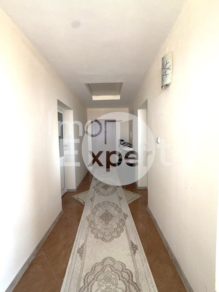 Обзаведен многостаен апартамент на две нива -жк. Меден Рудник - 0