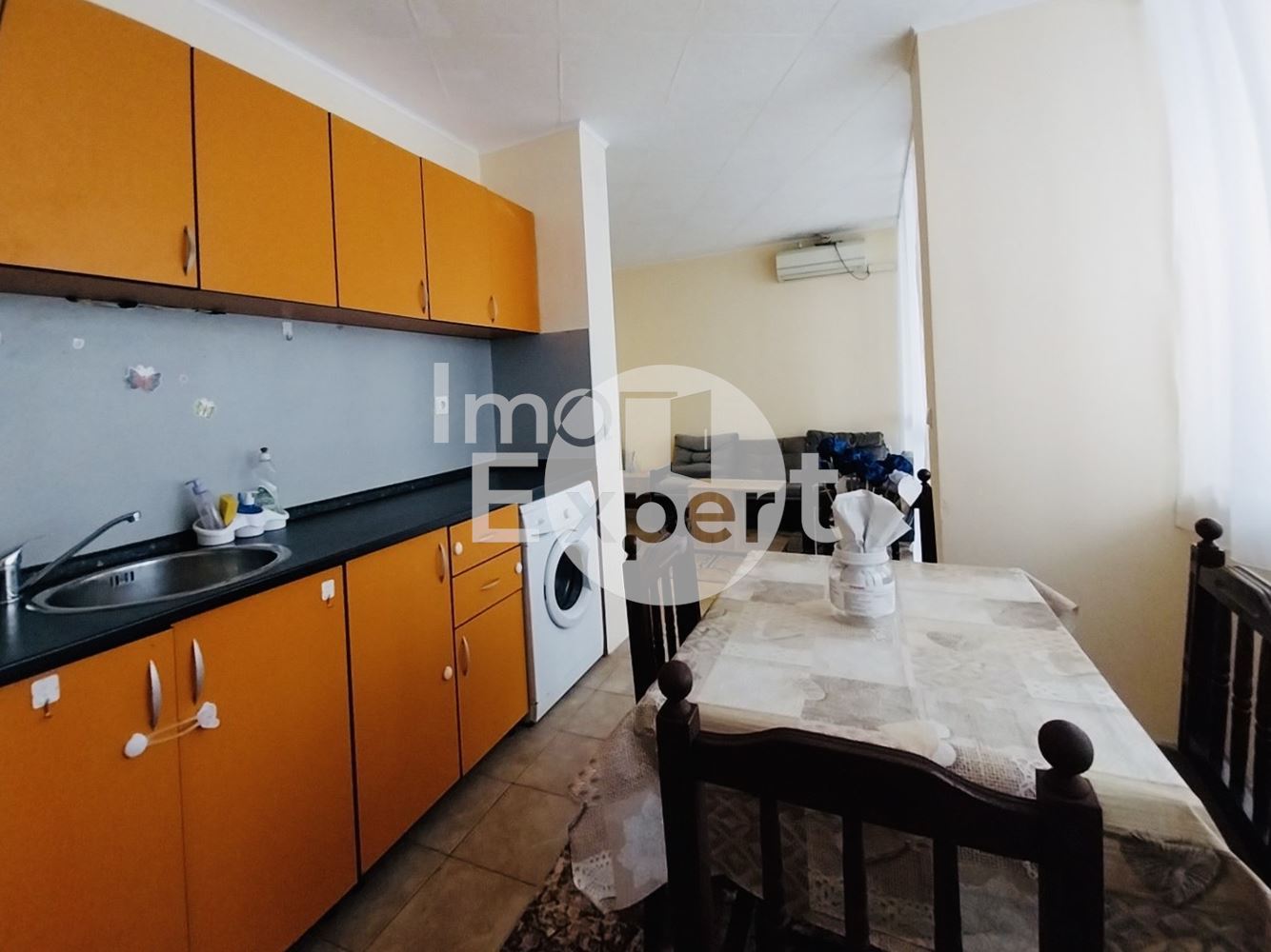 Обзаведен, Двустаен апартамент до у-ще “Константин Петканов”-0 Обзаведен, Двустаен апартамент до у-ще "Константин Петканов" - 0