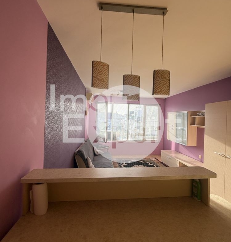 Двустаен южен апартамент с асансьор и акт16 жк.Възраждане !!! - 0