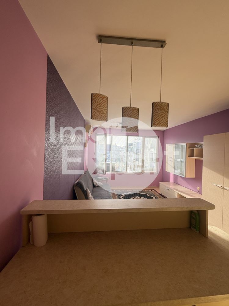 Двустаен южен апартамент с асансьор и акт16 жк.Възраждане !!! - 0