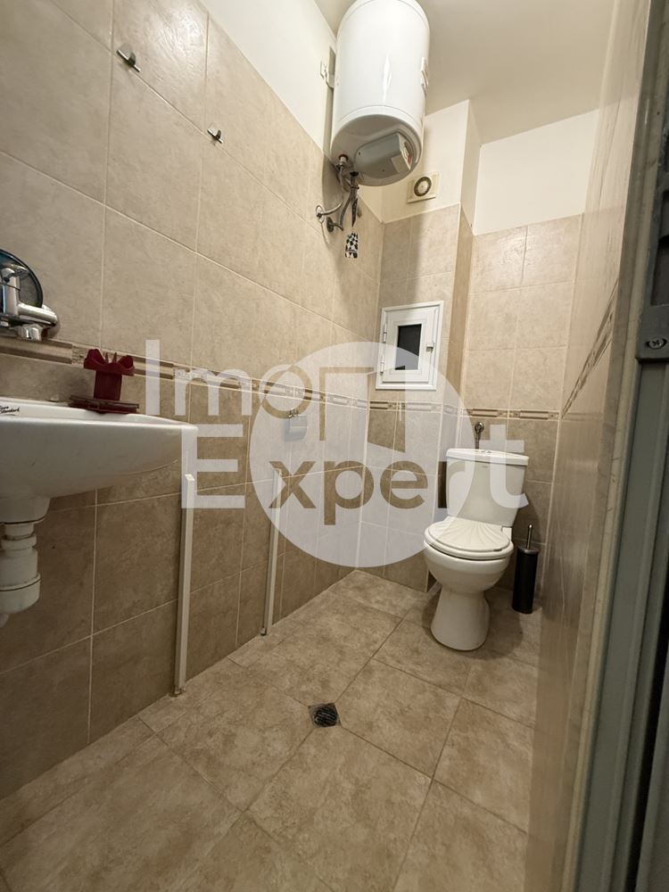 Просторен офис под наем жк.Братя Миладинови - 0