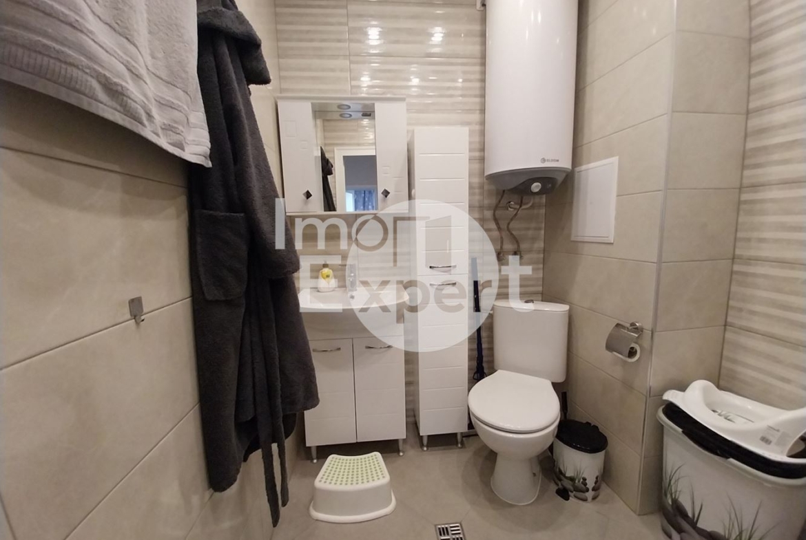 Чисто нов, просторен и обзаведен апартамент в Меден Рудник - 0