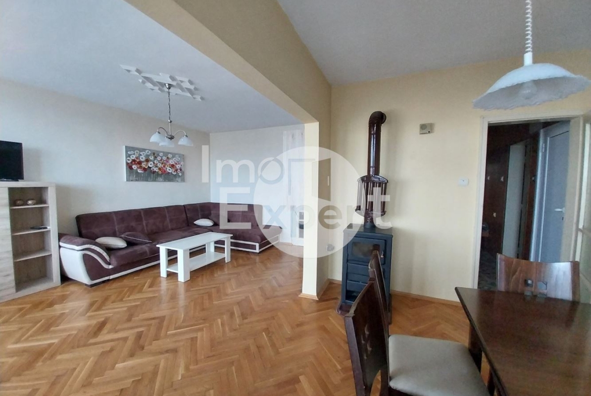 Просторен апартамент с две спални на ТОП локация - 0