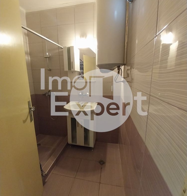 Просторен апартамент с две спални на ТОП локация - 0