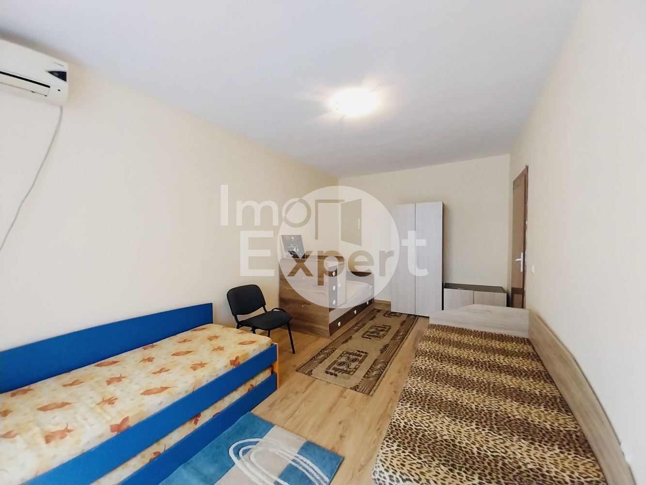 Обзаведен, Двустаен апартамент до у-ще “Константин Петканов”-0 Обзаведен, Двустаен апартамент до у-ще "Константин Петканов" - 0