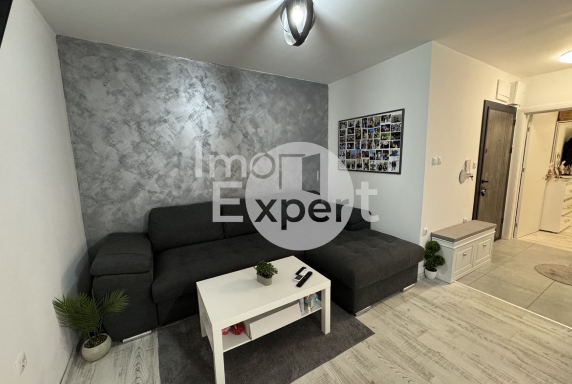 Стилно Обзаведен апартамент с акт16 в жк.Меден рудник - 0