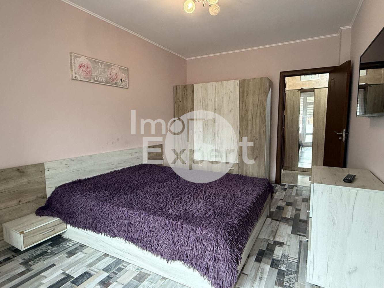 Обзаведен двустаен апартамент в жк.Меден рудник зона А с акт16 - 0