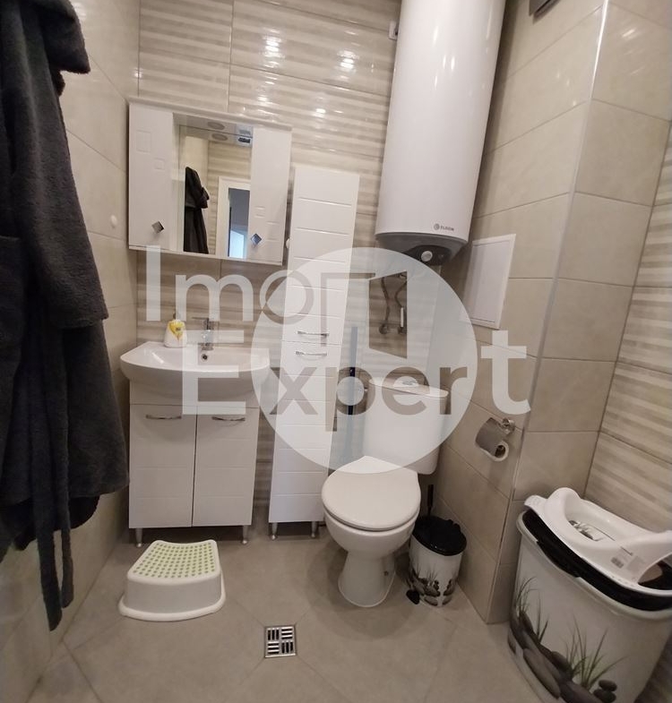 Чисто нов, просторен и обзаведен апартамент в Меден Рудник - 0