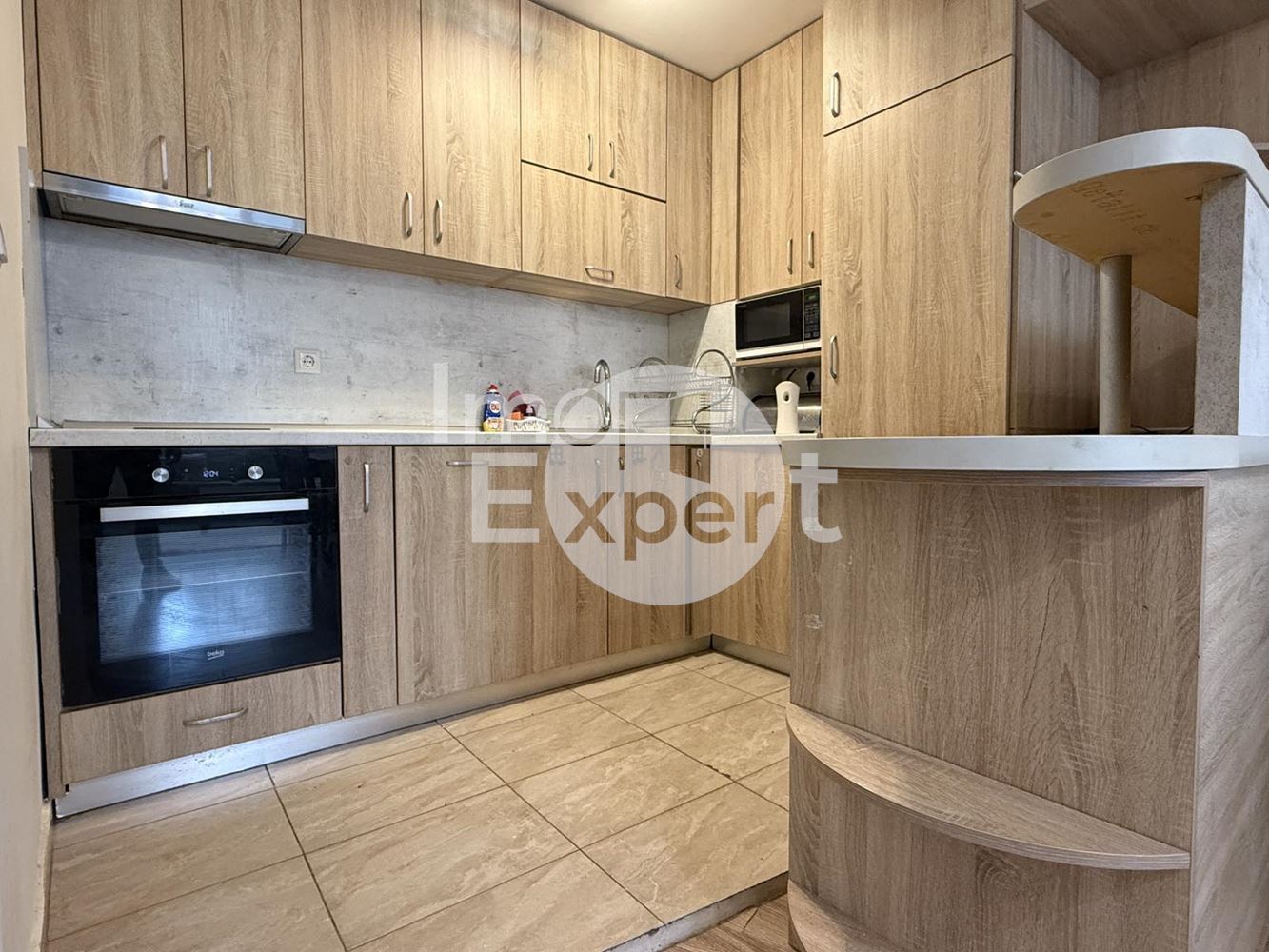 Обзаведен двустаен апартамент в жк.Меден рудник зона А с акт16 - 0