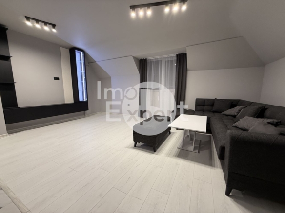 Тристаен апартамент до ключ с кухня акт16 в жк.Меден рудник - 0