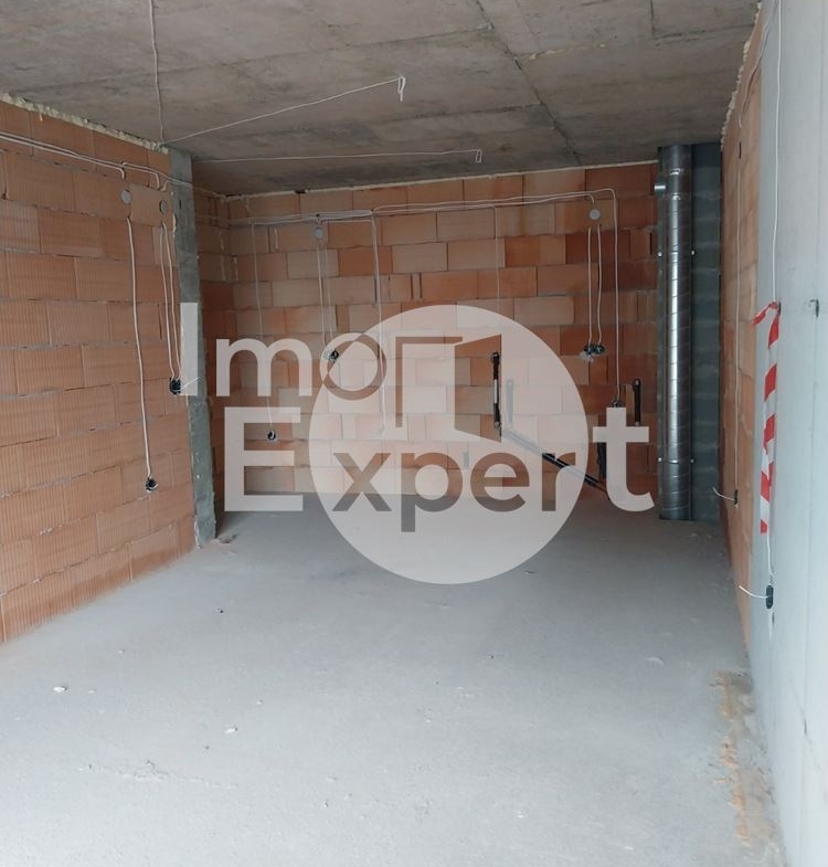 Апартамент с две спални и паркомясто в цената - 0