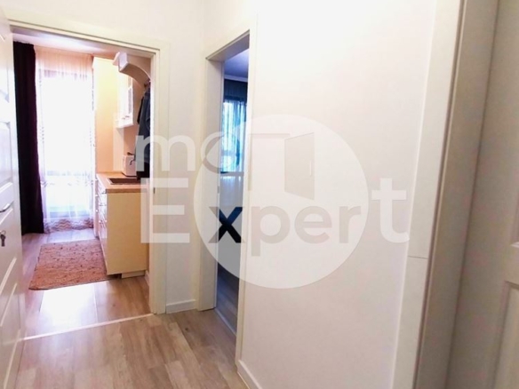 Луксозен, обзаведен, двустаен апартамент в Сарафово - 0