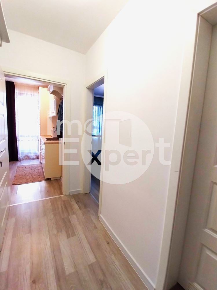 Луксозен, обзаведен, двустаен апартамент в Сарафово - 0