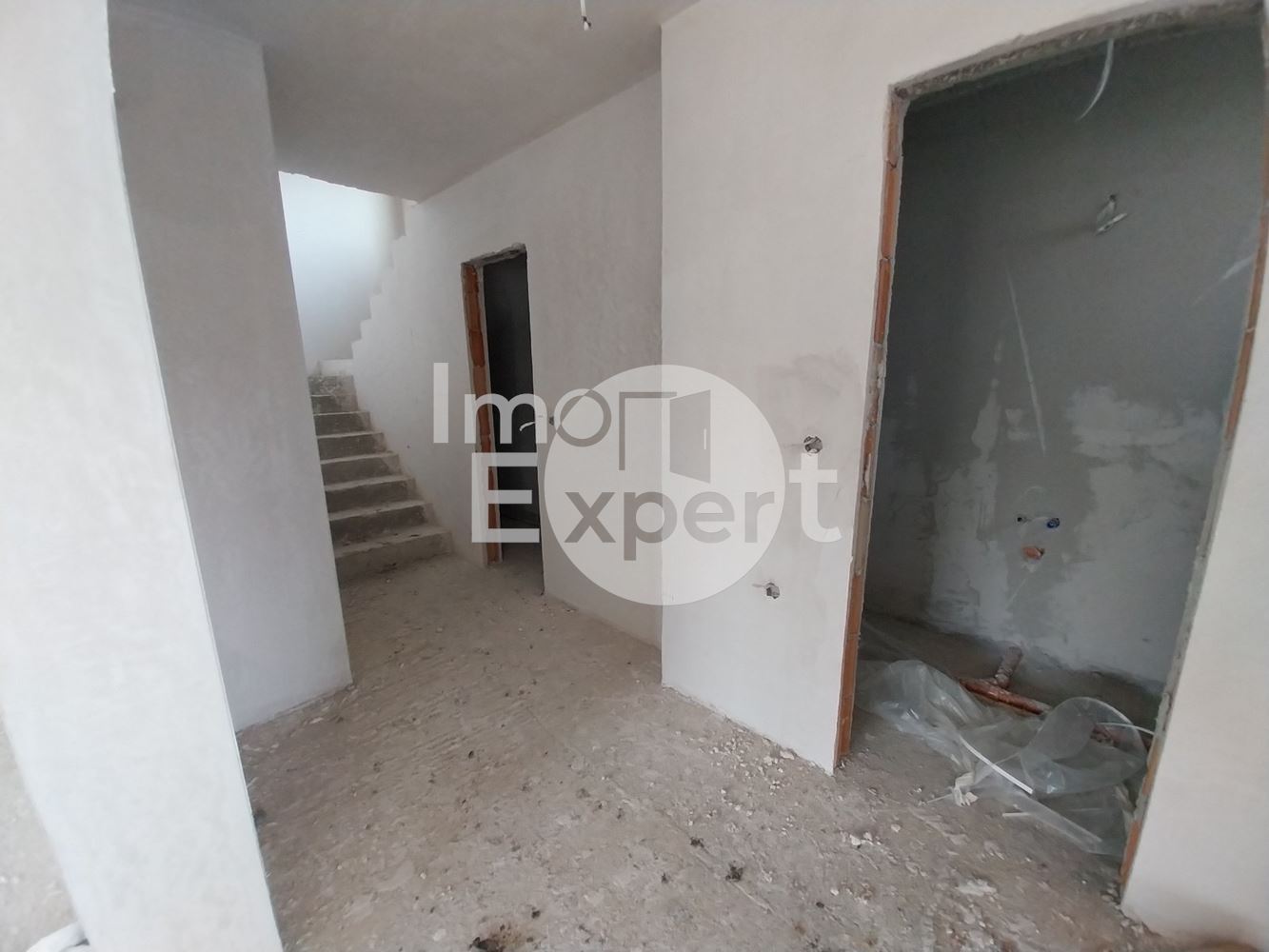 Градска къща в Поморие в близост до морето - 0