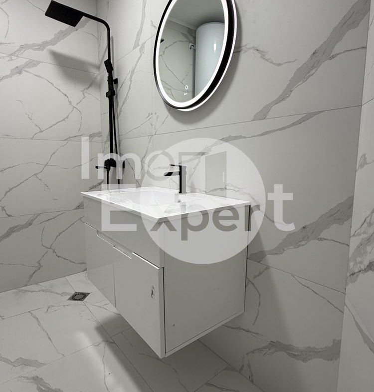 Тристаен апартамент до ключ с кухня акт16 в жк.Меден рудник - 0